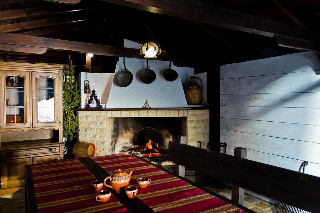 Monastery 2 Aparthotel Pamporovo Esterno foto
